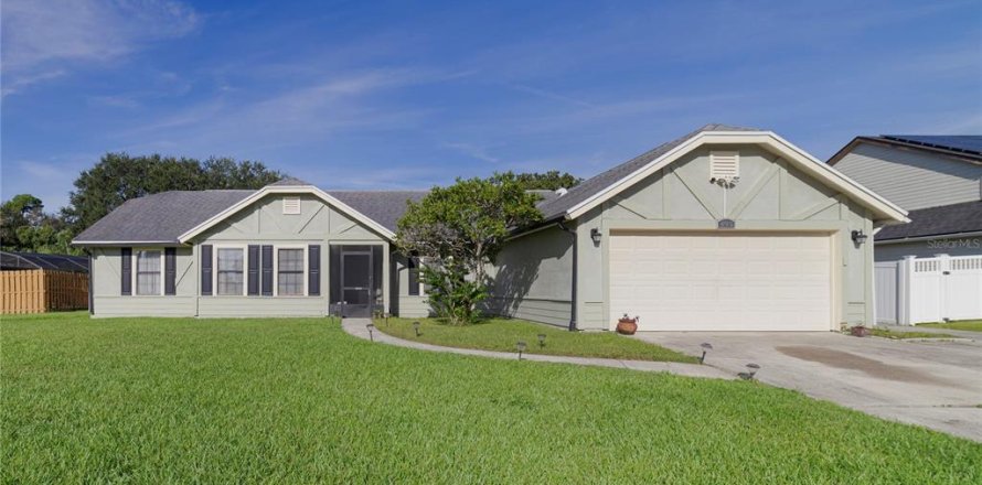Villa ou maison à Oviedo, Floride 4 chambres, 190.08 m2 № 2395926