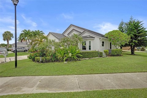 Villa ou maison à louer à Delray Beach, Floride: 3 chambres, 128.39 m2 № 2248895 - photo 3