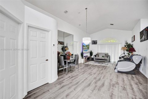 Villa ou maison à louer à Delray Beach, Floride: 3 chambres, 128.39 m2 № 2248895 - photo 10