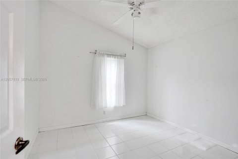 Villa ou maison à louer à Delray Beach, Floride: 3 chambres, 128.39 m2 № 2248895 - photo 25