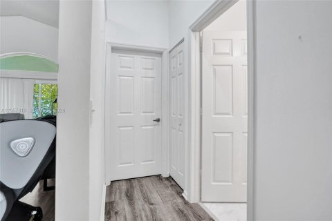Villa ou maison à louer à Delray Beach, Floride: 3 chambres, 128.39 m2 № 2248895 - photo 21