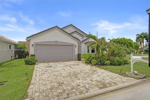 Villa ou maison à louer à Delray Beach, Floride: 3 chambres, 128.39 m2 № 2248895 - photo 2