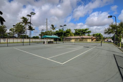 Casa en venta en Boynton Beach, Florida, 3 dormitorios, 173.36 m2 № 850195 - foto 1