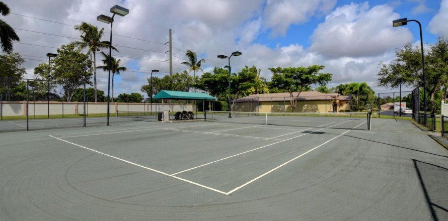 Casa en Boynton Beach, Florida 3 dormitorios, 173.36 m2 № 850195