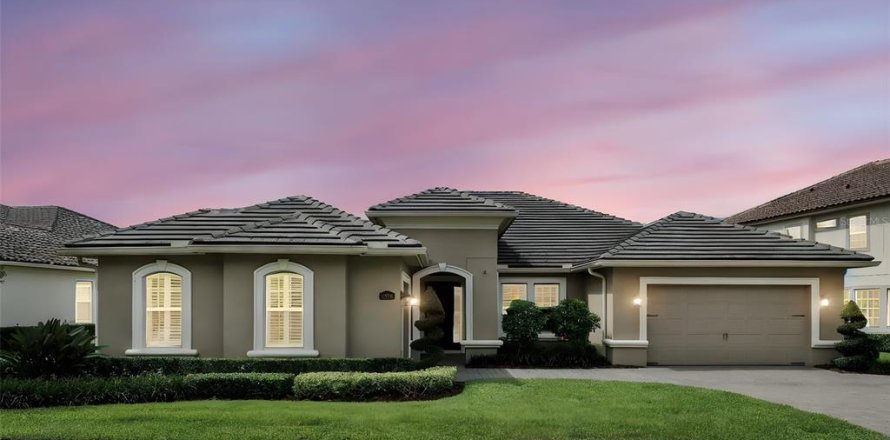 House in Lake Mary, Florida 4 bedrooms, 305.28 sq.m. № 1806822