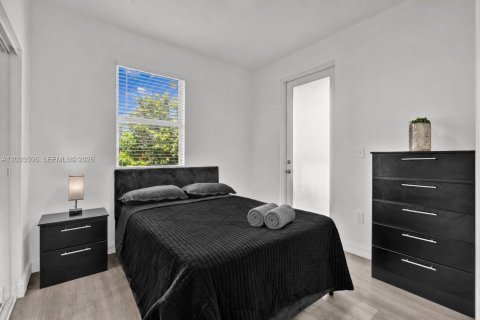 Touwnhouse à louer à Miami, Floride: 4 chambres, 139.35 m2 № 2390354 - photo 15