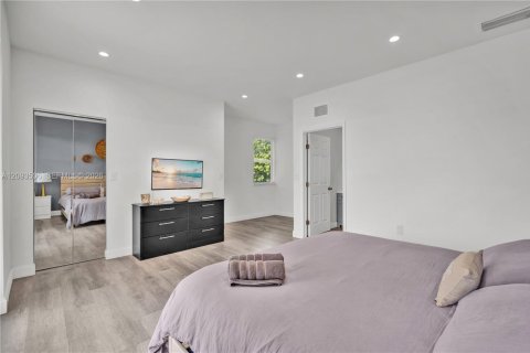Touwnhouse à louer à Miami, Floride: 4 chambres, 139.35 m2 № 2390354 - photo 18