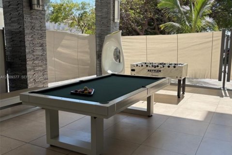 Condo in Miami Beach, Florida, 3 bedrooms  № 2072821 - photo 30