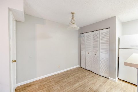 Condo in Altamonte Springs, Florida, 1 bedroom  № 2092697 - photo 10