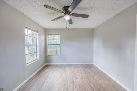 Condo in Altamonte Springs, Florida, 1 bedroom  № 2092697 - photo 9