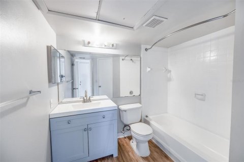 Condo in Altamonte Springs, Florida, 1 bedroom  № 2092697 - photo 11