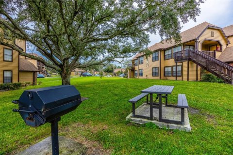 Condo in Altamonte Springs, Florida, 1 bedroom  № 2092697 - photo 13