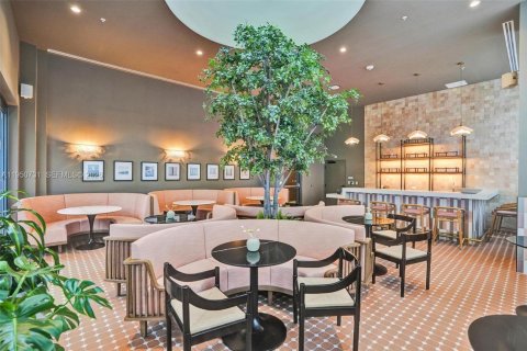 Condominio en alquiler en Miami, Florida, 1 dormitorio № 2054197 - foto 13