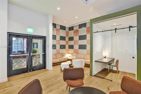 Condominio en alquiler en Miami, Florida, 1 dormitorio № 2054197 - foto 14