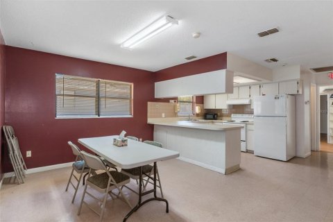 House in Lecanto, Florida 5 bedrooms, 200.3 sq.m. № 1651033 - photo 8