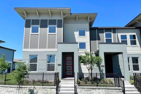 Adosado en alquiler en Orlando, Florida, 4 dormitorios, 213.95 m2 № 1873600 - foto 1