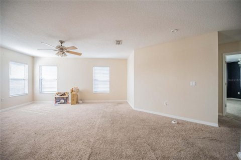 House in Lakeland, Florida 4 bedrooms, 275.46 sq.m. № 1542477 - photo 14