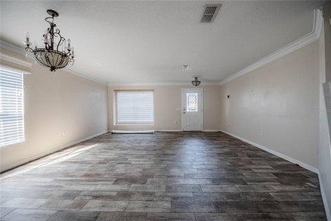 House in Lakeland, Florida 4 bedrooms, 275.46 sq.m. № 1542477 - photo 6