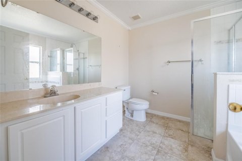 House in Lakeland, Florida 4 bedrooms, 275.46 sq.m. № 1542477 - photo 17