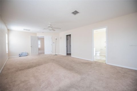 House in Lakeland, Florida 4 bedrooms, 275.46 sq.m. № 1542477 - photo 16