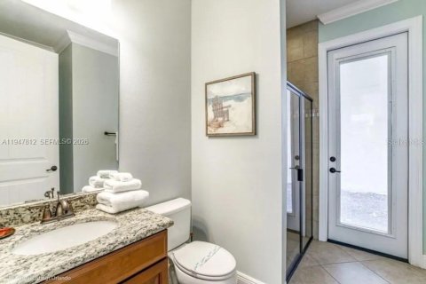 House in Kissimmee, Florida 5 bedrooms, 297.75 sq.m. № 2003879 - photo 4