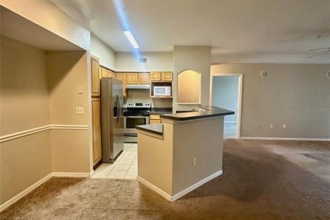 Condo in Orlando, Florida, 2 bedrooms № 2110747 - photo 6