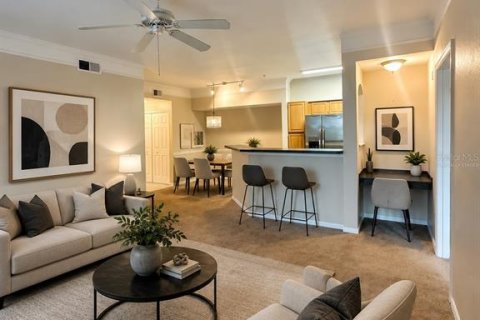 Condo in Orlando, Florida, 2 bedrooms № 2110747 - photo 9