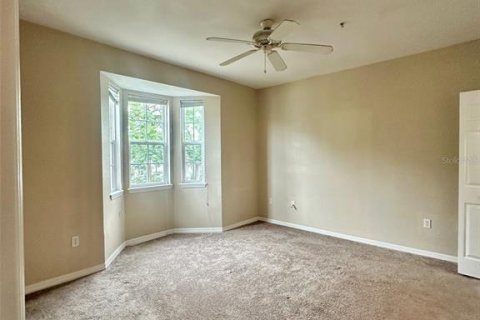 Condo in Orlando, Florida, 2 bedrooms № 2110747 - photo 10