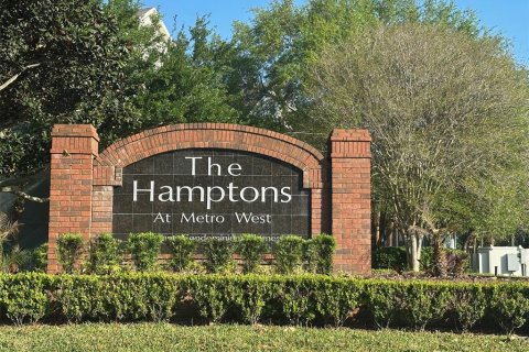 Condo in Orlando, Florida, 2 bedrooms № 2110747 - photo 4
