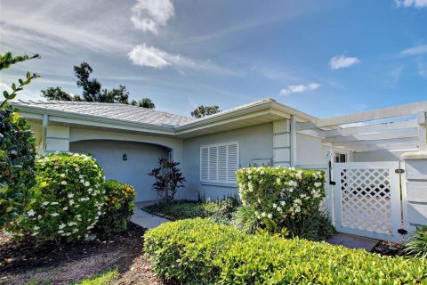 Condo in Venice, Florida, 2 bedrooms  № 2200387 - photo 2