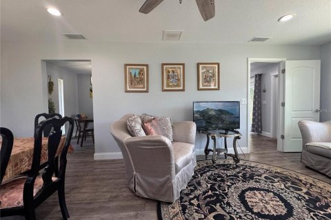 Casa en venta en Ocala, Florida, 4 dormitorios, 207.73 m2 № 2302645 - foto 8