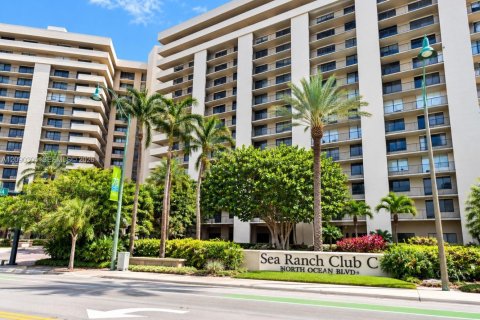Condo in Lauderdale-by-the-Sea, Florida, 2 bedrooms  № 2370138 - photo 16