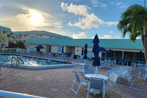 Condominio en venta en Boynton Beach, Florida, 1 dormitorio, 88.26 m2 № 1949370 - foto 29
