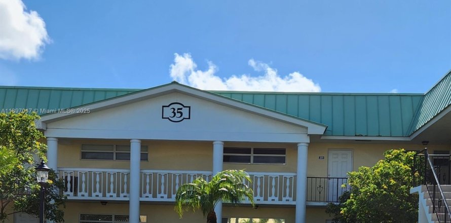 Condominio en Boynton Beach, Florida, 1 dormitorio № 1949370
