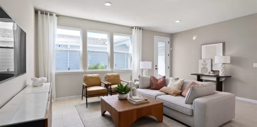 Townhouse in PINEWOOD RESERVE in Orlando, Florida 4 bedrooms, 172 sq.m. № 38246
