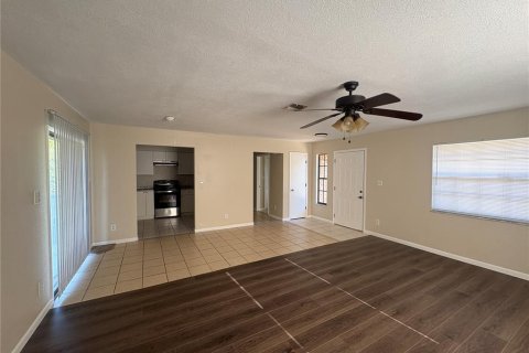 Appartement à louer à Lakeland, Floride: 2 chambres, 101.91 m2 № 2109255 - photo 10