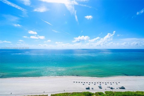 Copropriété à louer à Miami Beach, Floride: 4 chambres, 328.87 m2 № 1823524 - photo 14