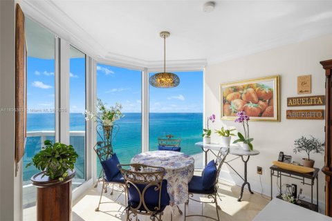 Copropriété à louer à Miami Beach, Floride: 4 chambres, 328.87 m2 № 1823524 - photo 9
