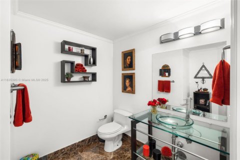 Copropriété à louer à Miami Beach, Floride: 4 chambres, 328.87 m2 № 1823524 - photo 13