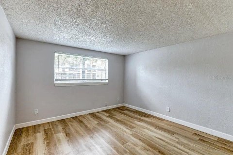 Apartamento en alquiler en Port Richey, Florida, 2 dormitorios, 88.26 m2 № 1514437 - foto 6