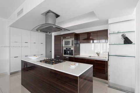 Copropriété à vendre à Miami Beach, Floride: 2 chambres, 150.59 m2 № 2013585 - photo 30