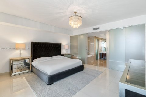 Copropriété à vendre à Miami Beach, Floride: 2 chambres, 150.59 m2 № 2013585 - photo 10