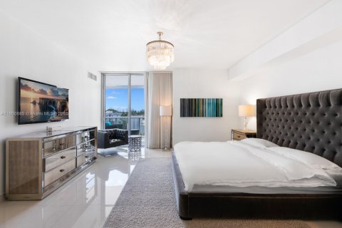 Copropriété à vendre à Miami Beach, Floride: 2 chambres, 150.59 m2 № 2013585 - photo 9