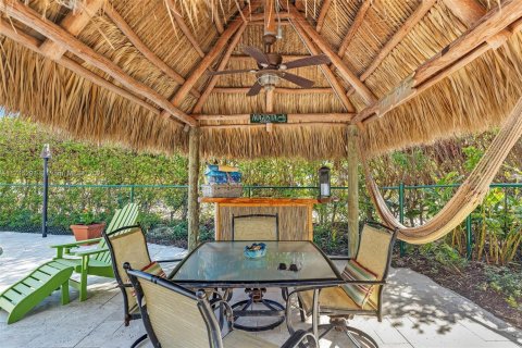 House in Islamorada, Village of Islands, Florida 2 bedrooms, 114.27 sq.m. № 1712888 - photo 28