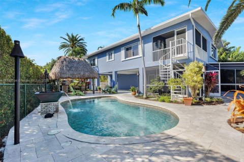 House in Islamorada, Village of Islands, Florida 2 bedrooms, 114.27 sq.m. № 1712888 - photo 17