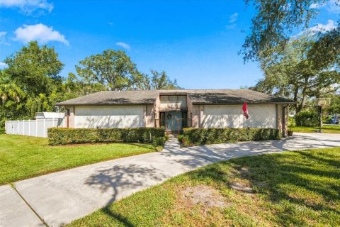 Villa ou maison à vendre à Tampa, Floride: 3 chambres, 159.42 m2 № 2425271 - photo 5