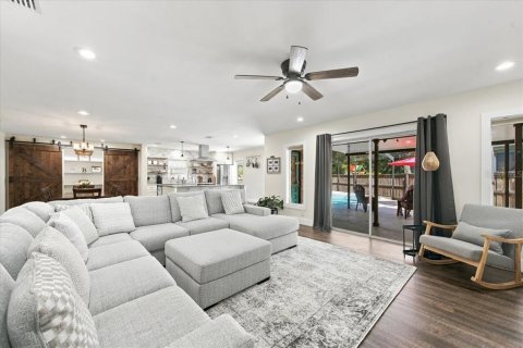 Villa ou maison à vendre à Tampa, Floride: 3 chambres, 159.42 m2 № 2425271 - photo 29
