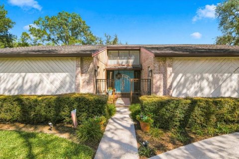 Villa ou maison à vendre à Tampa, Floride: 3 chambres, 159.42 m2 № 2425271 - photo 8
