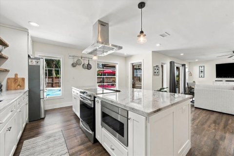 Villa ou maison à vendre à Tampa, Floride: 3 chambres, 159.42 m2 № 2425271 - photo 20