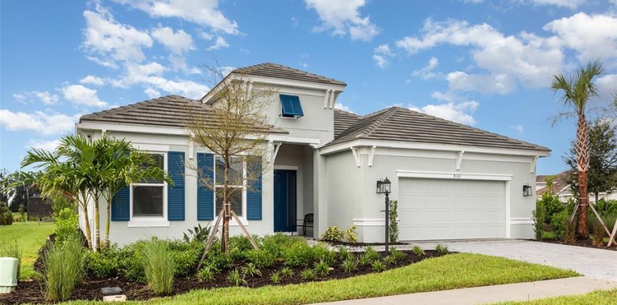 House in Sarasota, Florida 4 bedrooms, 283.44 sq.m. № 1894630